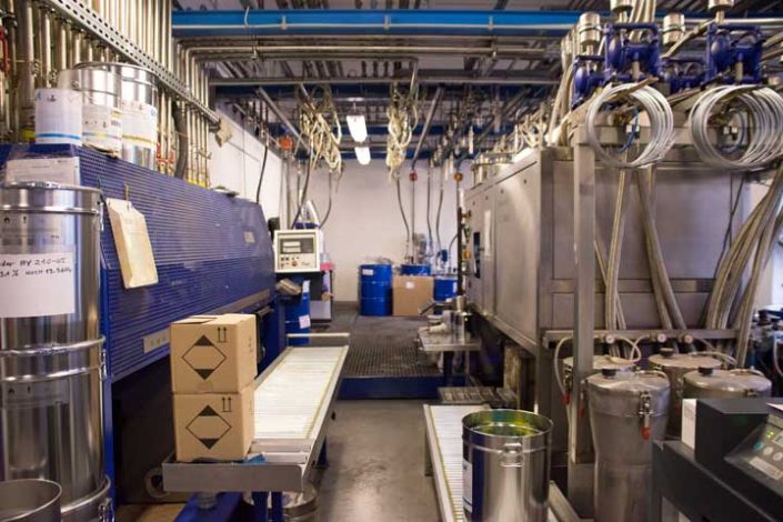 Blick in die Abfüllanlage Blick in die Abfüllanlage